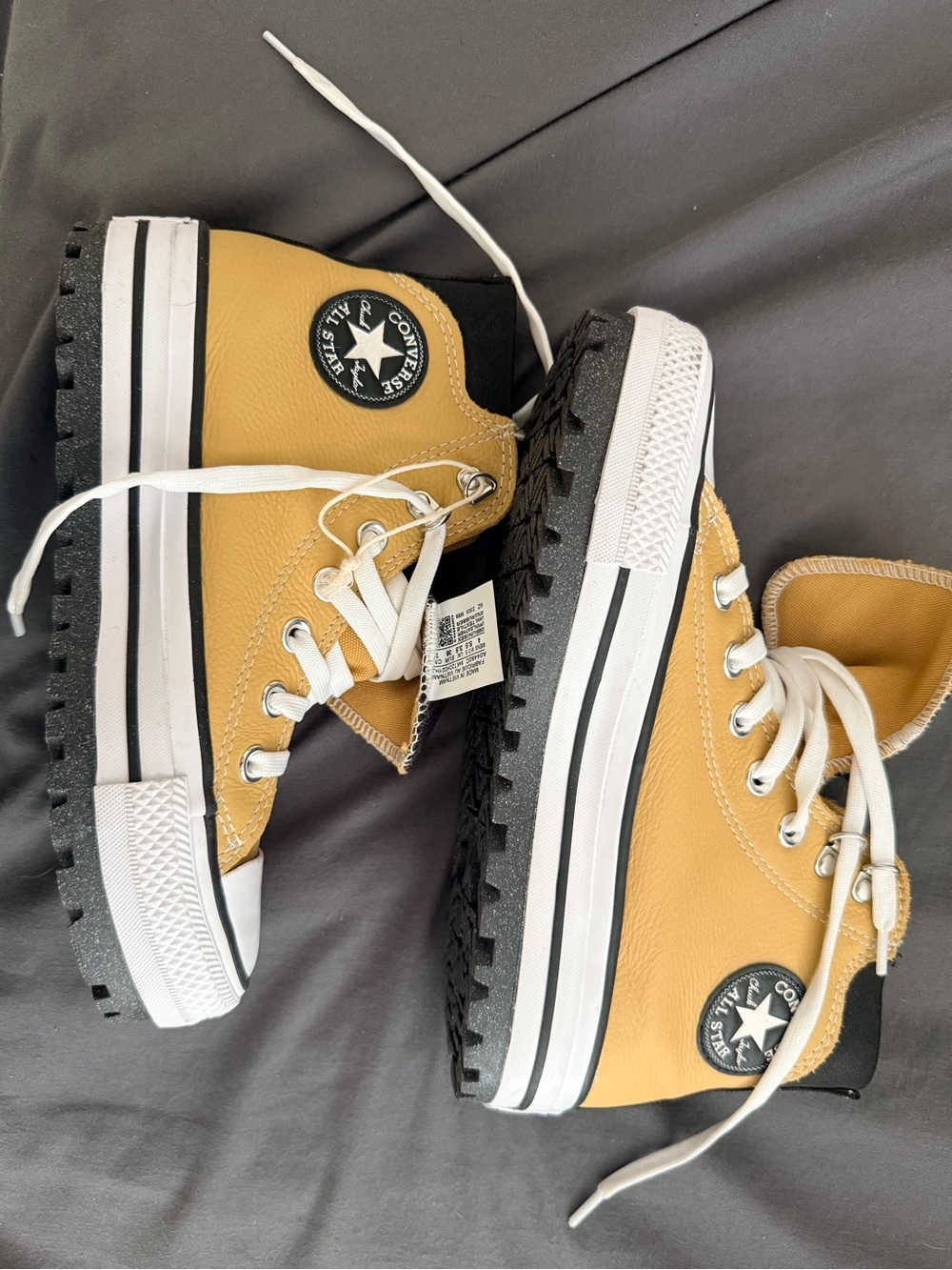 Converse Raw Edge Platform High 573191C Tan Women’s– Runs Large – Like New